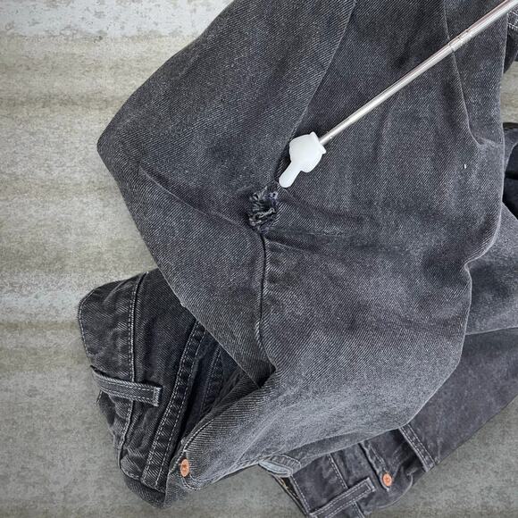 Vintage Levis Jeans 550 Relaxed Fit Jet Black Wash Denim 100% Cotton 90s - Picture 5 of 5